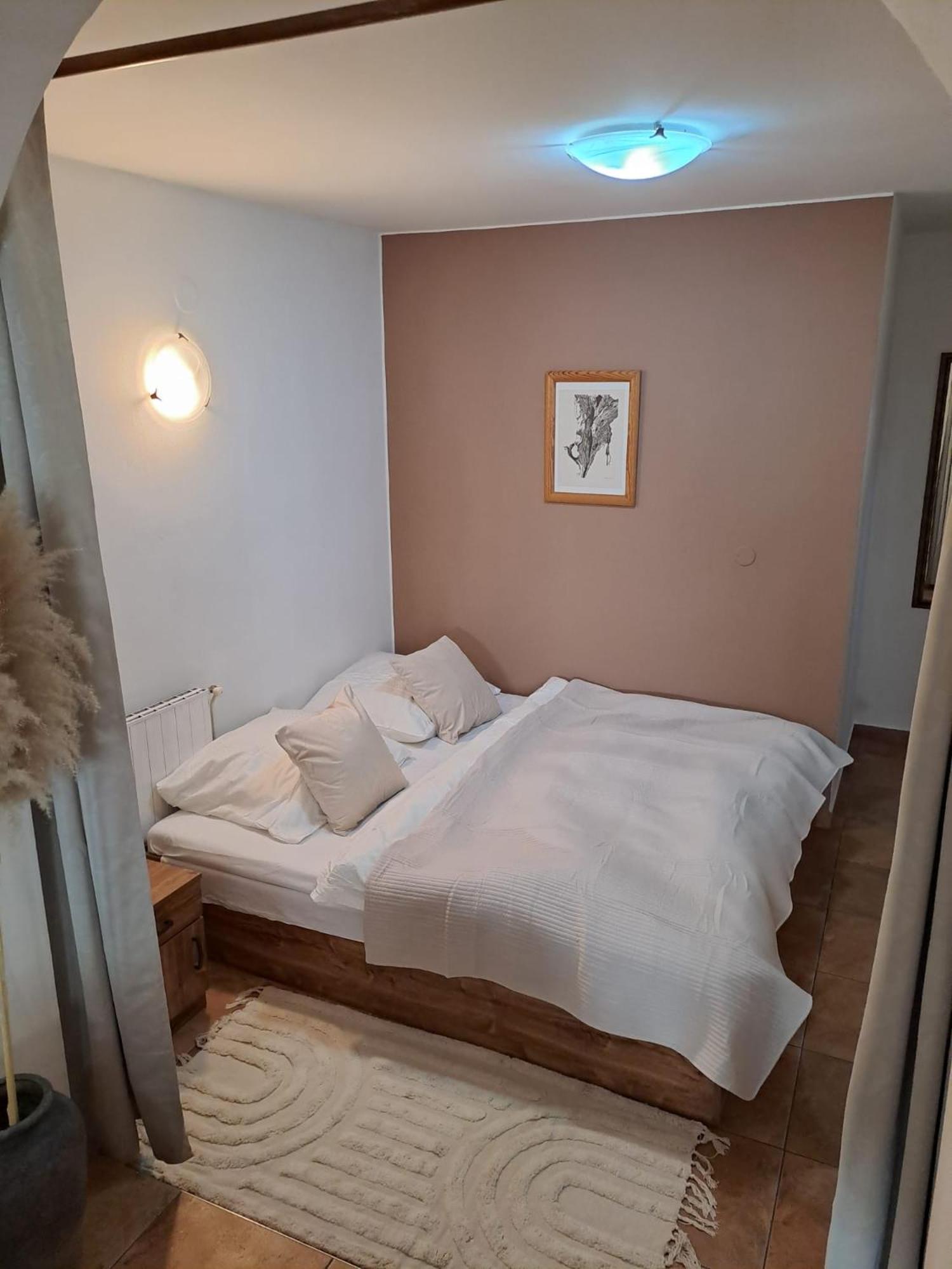 Apartman Romana Postorna Kültér fotó